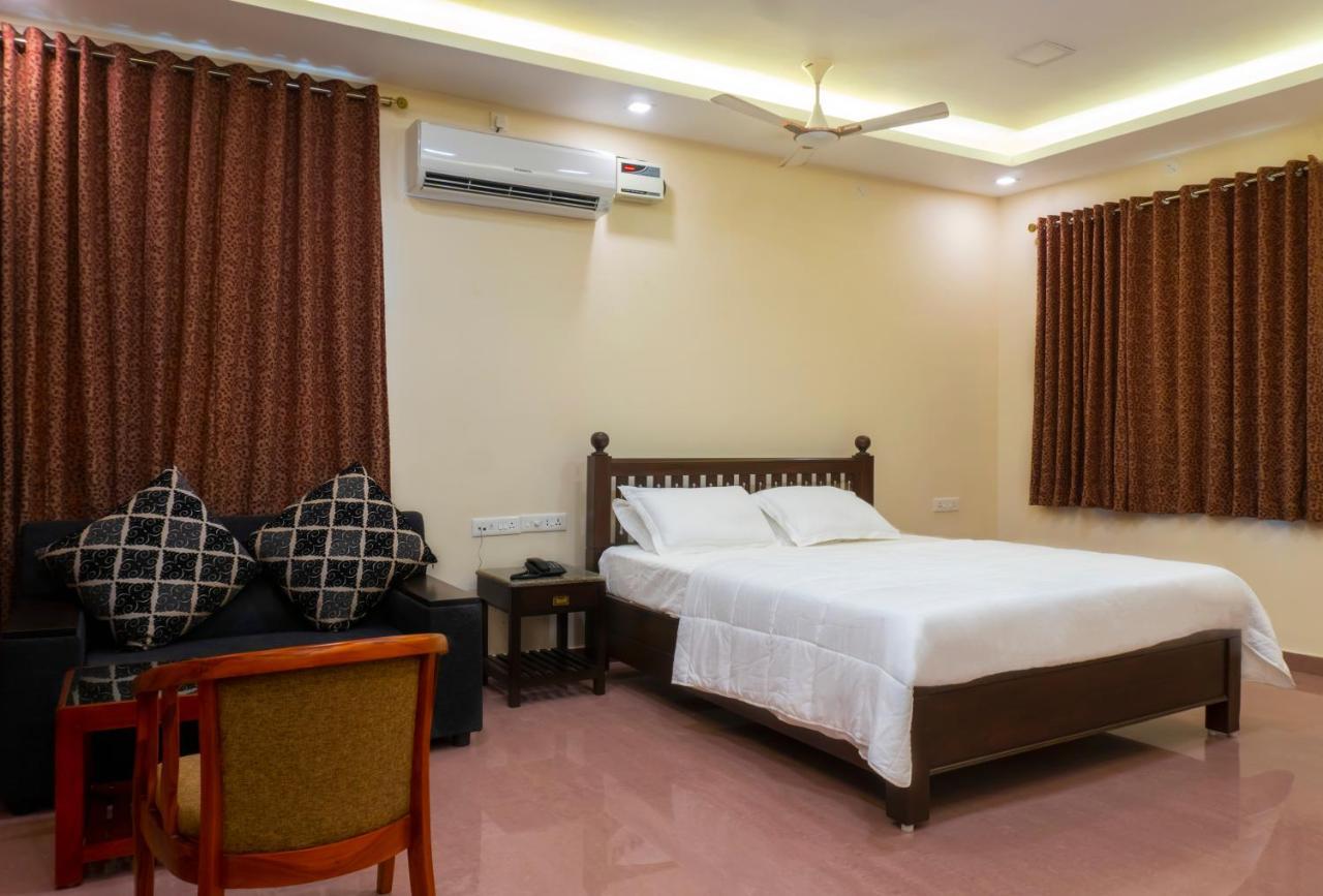 Pranaav Beach Resort Pondicherry Exterior foto